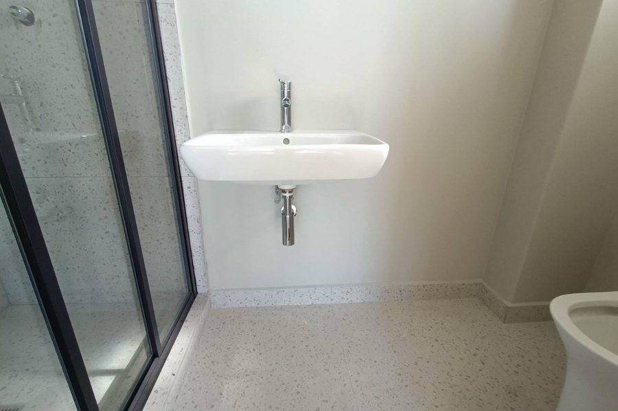 To Let 1 Bedroom Property for Rent in Table View Western Cape